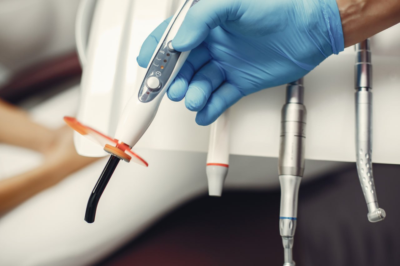 ترمیم و پر کردن دندان